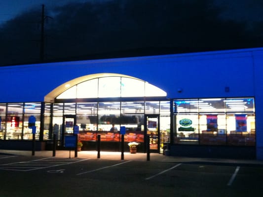 Holiday Station Store