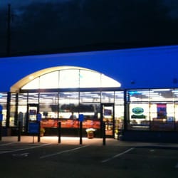 Holiday Station Store