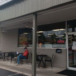 Oak Grove Market - Front entrance