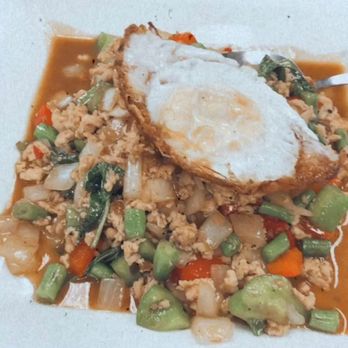Laos Thai Kitchen - grapow gai (ground chicken, peppers, onion, thai basil & crispy fried egg) - Thai Near Me - Lowell, Massachusetts Laos Thai Kitchen - grapow gai (ground chicken, peppers, onion, thai basil & crispy fried egg) - Thai Near Me - Lowell, Massachusetts