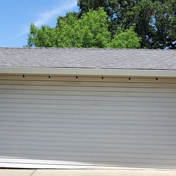 Woodruff Construction - Side view of the roof and gutters - General Contractors Near Me