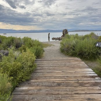 Mono Lake Tufa State Reserve - Lakes Near Me - Lee Vining, California Mono Lake Tufa State Reserve - Lakes Near Me - Lee Vining, California
