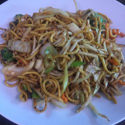 Food Rockers & Mr. THAI - Gebratene Nudeln mit Gemüse (vegetarisch 7,90€)