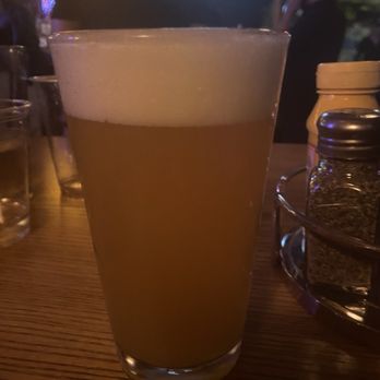 Sheffield's Wine & Beer Garden - Hazy hero - Bars Near Me - Chicago, Illinois Sheffield's Wine & Beer Garden - Hazy hero - Bars Near Me - Chicago, Illinois