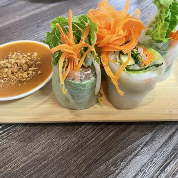 Farmhouse Thai Eatery - Summer Roll - Thai Near Me - Lakewood, Colorado Farmhouse Thai Eatery - Summer Roll - Thai Near Me - Lakewood, Colorado