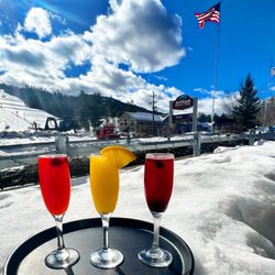 Matty B's Mountainside Cafe - Apres all Day!