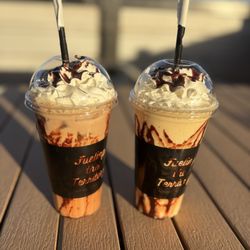 White Buffalo Coffee Bar - Cheesecake frozen coffee and Reese's iced latte