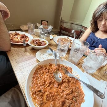 Carlo's Restaurant - This is the fallen remains of a great spaghetti bolognese! - Italian Near Me - Yonkers, New York