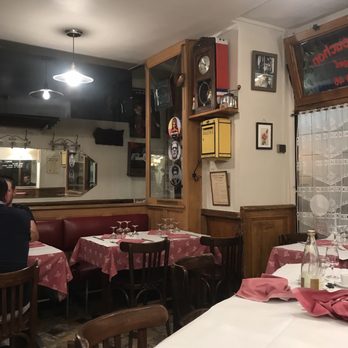 Au Petit Bouchon Chez Georges - The restaurant maybe " small " et big by the quality - French Near Me - Lyon, 69 Au Petit Bouchon Chez Georges - The restaurant maybe " small " et big by the quality - French Near Me - Lyon, 69