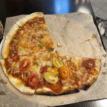 The Red Grape - Pizza with vegan cheese - Pizza Near Me - Sonoma, California The Red Grape - Pizza with vegan cheese - Pizza Near Me - Sonoma, California