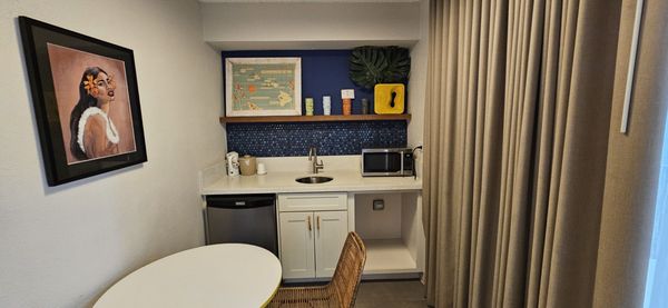 White Sands Hotel by null