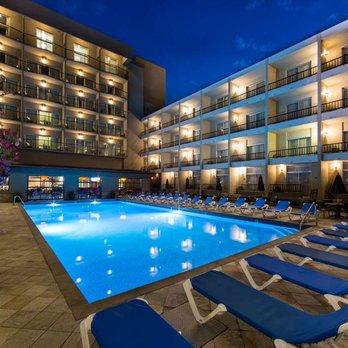 Coast Capri Hotel - Coast Capri Hotel Kelowna Pool - Venues & Event Spaces Near Me - Kelowna, British Columbia Coast Capri Hotel - Coast Capri Hotel Kelowna Pool - Venues & Event Spaces Near Me - Kelowna, British Columbia