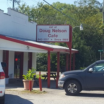 Doug Nelson Cafe and Catering - Barbeque Near Me - Beaumont, Texas