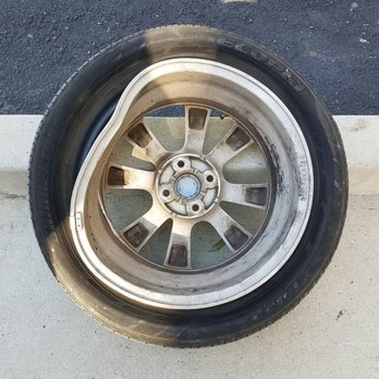Premier Coach Auto Collision - Body Shops Near Me - Camarillo, California