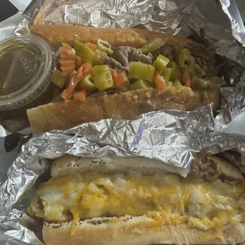 Chicago Paulies - Hot Italian Beef and a chili dog! Pauli is the best! Just what the Doctor ordered! - Hot Dogs Near Me - Tampa, Florida