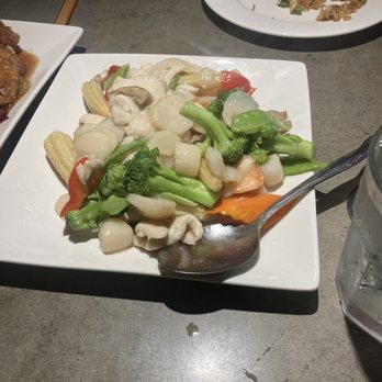 Uptown China Restaurant - Chinese Near Me - Seattle, Washington Uptown China Restaurant - Chinese Near Me - Seattle, Washington
