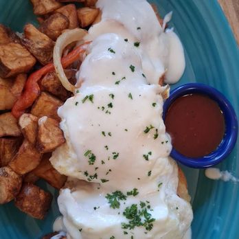 Tower Cafe - Madame Cristo - Breakfast & Brunch Near Me - Sacramento, California