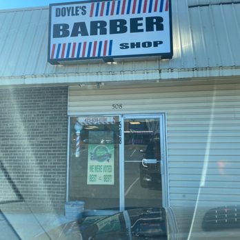 Doyle's Barber Shop - Store front of Doyle's barber shop - Barbers Near Me - Greeneville, Tennessee Doyle's Barber Shop - Store front of Doyle's barber shop - Barbers Near Me - Greeneville, Tennessee