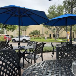 This restaurant is across from the Museum of Fine Arts