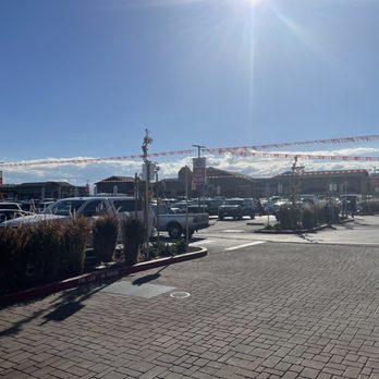 Safeway - Plenty of parking - Grocery Near Me - Mountain House, California Safeway - Plenty of parking - Grocery Near Me - Mountain House, California