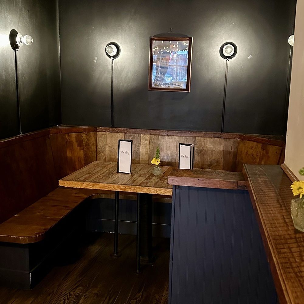 The Ditty - Back booth - Breakfast & Brunch Near Me - Astoria, New York The Ditty - Back booth - Breakfast & Brunch Near Me - Astoria, New York
