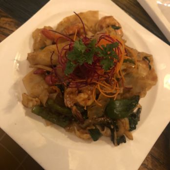 Thai Me - Drunken Noodle - Thai Near Me - Brooklyn, New York