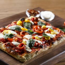 P Za Kitchen
