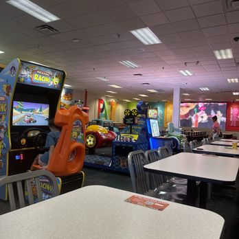 Chuck E. Cheese - Pizza Near Me - Las Vegas, Nevada