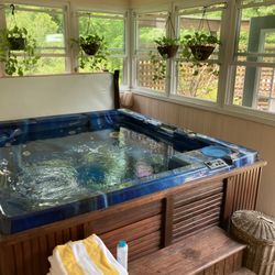 Charles Bass House - Hot tub on back porch.