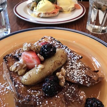 Café du Soleil - Norvegienne Eggs Benedict and Challah French Toast - French Near Me - New York, New York Café du Soleil - Norvegienne Eggs Benedict and Challah French Toast - French Near Me - New York, New York