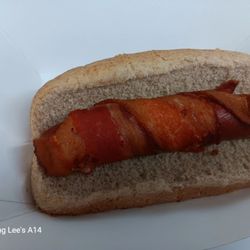 Allen’s B’s N D’s - Bacon dog