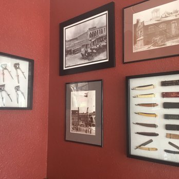 Clippers Barber Shop - Barbers Near Me - Alamo Heights, Texas