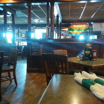 Bennigan's - American Near Me - Urbandale, Iowa