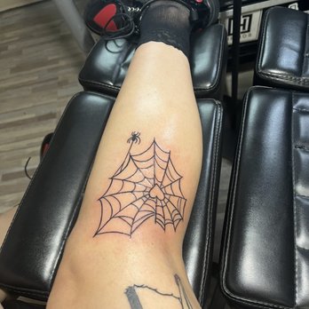 Exodus Ink - Spiderweb tattoo - Tattoo Near Me - Summit, Illinois
