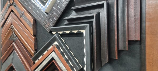 New Dimensions Frame & Gallery