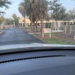 Radiology Regional - Turn right for MRI, PET and Vascular. Stay left for 6140 building.