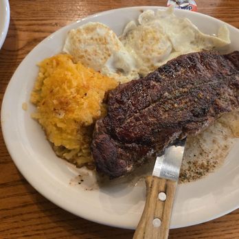 Cracker Barrel Old Country Store - Steak & eggs - American Near Me - Round Rock, Texas