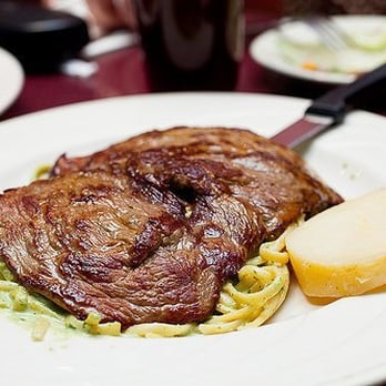 Inka Trails - Tallarín Verde con Bistec Frito (Peruvian Pesto Spaghetti with Pan-Fried Skirt Steak) - $12 - Peruvian Near Me - Claremont, California