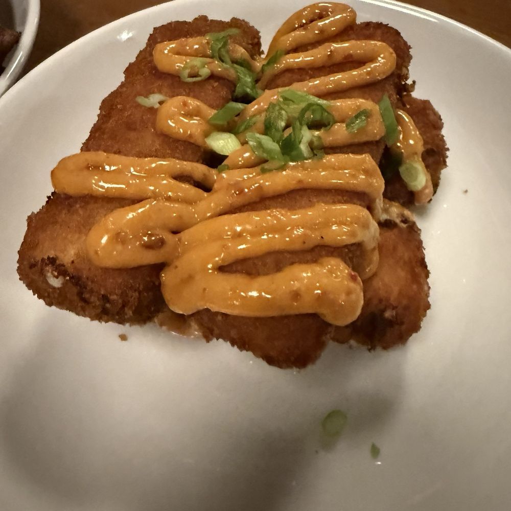 Chomp Kitchen and Drinks - Crab Rangoon Mozzarella Sticks - Burgers Near Me - Newport, Rhode Island