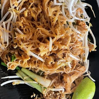Kiin Extraordinary Thai - Pad Thai(GF) - Thai Near Me - San Diego, California Kiin Extraordinary Thai - Pad Thai(GF) - Thai Near Me - San Diego, California