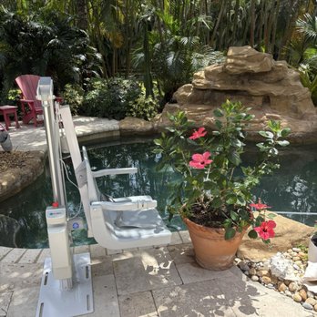 Pool Lift Techs - Global Legend 350 R2 - Mobility Equipment Sales & Services Near Me - Jupiter, Florida Pool Lift Techs - Global Legend 350 R2 - Mobility Equipment Sales & Services Near Me - Jupiter, Florida