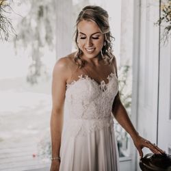 Cora Downing - Stunning Bride