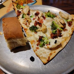 Yia Yia's Pizza & Beer