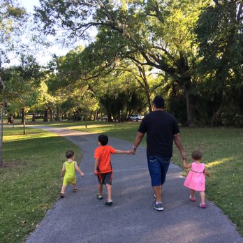 Lowry Park - Parks Near Me - Tampa, Florida