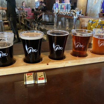 La Voie Maltée - Flight chosen by our bartender - Brewpubs Near Me - Quebec City, Quebec La Voie Maltée - Flight chosen by our bartender - Brewpubs Near Me - Quebec City, Quebec
