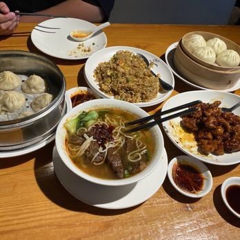 Super Dumpling - Chicken Fried Rice Chicken XLB Spicy California Roll Orange Chicken Spicy Braised Beef Noodle - Chinese Near Me - Culver City, California Super Dumpling - Chicken Fried Rice Chicken XLB Spicy California Roll Orange Chicken Spicy Braised Beef Noodle - Chinese Near Me - Culver City, California