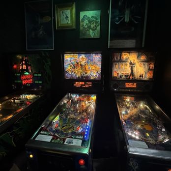 Graveface Museum - Sick free pinball machines to use as long as you want - Museums Near Me - Savannah, Georgia