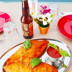 Pizzería Fiamma - Fried Pizza, so good, with a delicious tomato sauce!