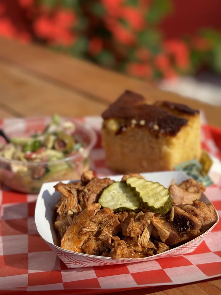 Food from Smokey's BBQ