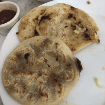 El Apretador - Pupusas - Seafood Near Me - Bay Shore, New York